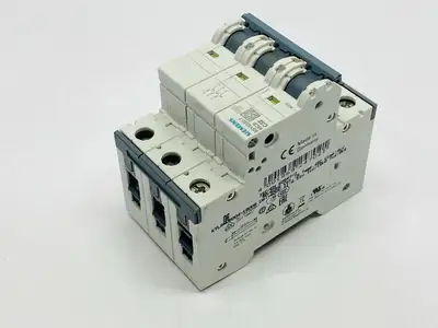 5SY6332-7 | Siemens  Miniature Circuit Breaker 3-Pole 32A 400V - New Other