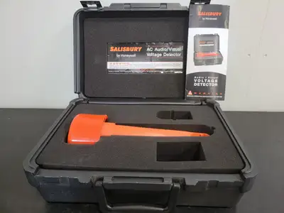 Used SALISBURY 4244 Test Equipment - Other British Columbia CA | Lenmark #277756