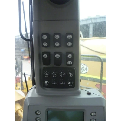 USED 2012 CATERPILLAR D11T