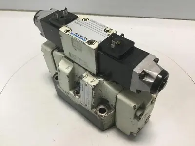 USED REXROTH 4WE6J53/AG24NZ4 MANIFOLD