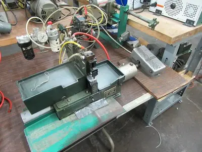 2365-130 Crafford Model D Bench Model, Air Operated Link-O-Matic Link Making Machine