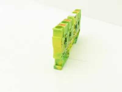 Phoenix Contact PT 6-QUATTRO-PE Terminal Block 4 Wire Ground 6mm² Lot of 14