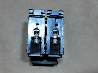 USED CUTLER-HAMMER BR215