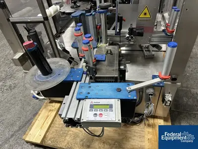 USED PE Labellers PE Labellers Rotary Labeler, Model Master M/S