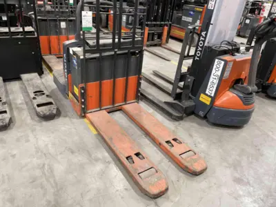 2021 TOYOTA 8HBE30 Pallet Trucks | Steam Well LLC (4)
