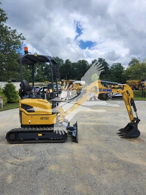 USED 2021 XCMG XE18U