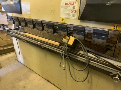 U.S. INDUSTRIAL MACHINERY USHB888 Press Brakes | Rock Solid Tools (2)