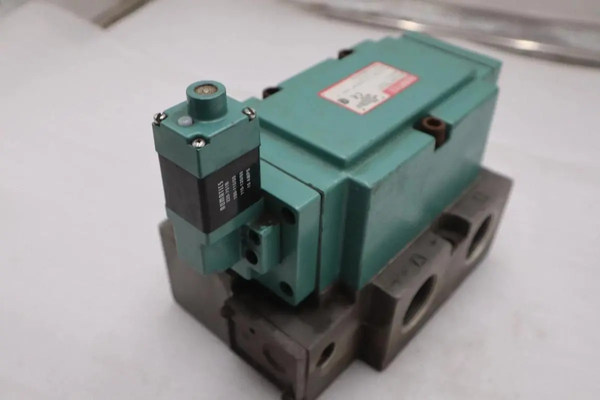 NUMATICS 140BA400K000030 SOLENOID VALVE 140 SERIES - STOCK GF779