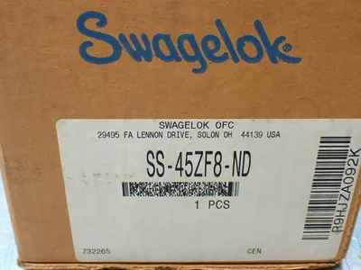 NEW SWAGELOK SS45ZF8ND