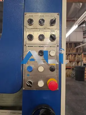2006 Yawa MW1050 YA Die Cutter