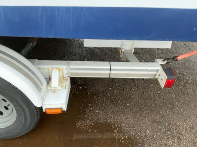 USED 1987 RINKER FIESTA VEE 250