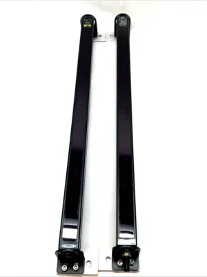 Used BANNER EZ-SCREEN LIGHT CURTAIN SET /SLSCR30-600Q8 EMITTER/RECEIVER Light Curtains & Grids | Maverick Industrial Sales #1104273