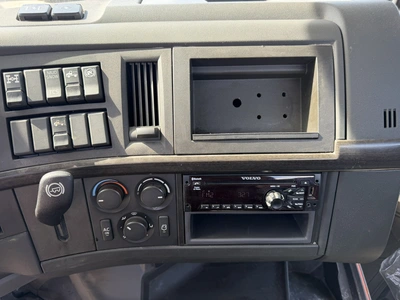 Used 2020 VOLVO VNL Conventional trucks Indiana US | Miedema Asset Management Group #1414643