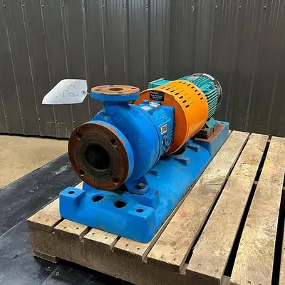 USED GOULDS 3196
