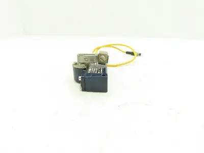 Schmersal M2H 302-11Y-M16-F10 Safety Limit Switch 230V  Lot of 2