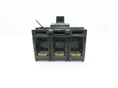 Square D LAP36400MTV6384 Circuit Breaker 3-Pole 400A 600V Shunt Trip Gray Face