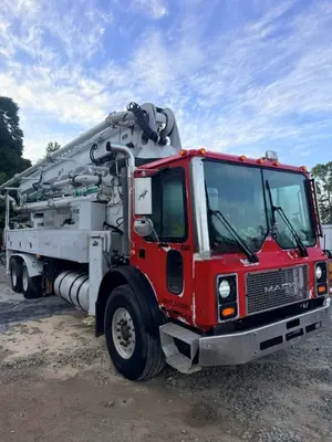 Used 2004 SCHWING BPL2023- 8/KMV39X Concrete Pumps Colorado US | Concrete Pump Depot #1393881