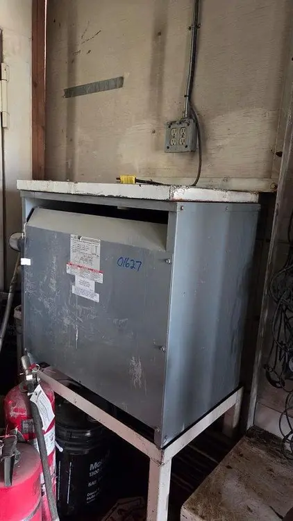 Used SQUARE D COMPANY 75 KVA TRANSFORMER Switchgears Saskatchewan CA | Chad Equipment #466999