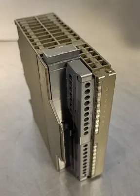 Siemens 6ES7322-1HF01-0AA0 Simatic S7 (BIN 4.5.4 )