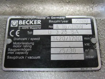 Flender Becker  U 3.25SA 0.75kW 330-500/190-290V 50/60Hz Vacuum Generator Motor