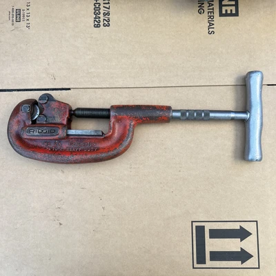 Used RIDGID RIDGID 700 Misc Industrial Equipment California US | Davliegogo LLC #1709976