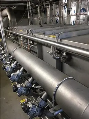 Spray dryer 7,000 lbs. Per hour evap. V-bottom dryer three nozzles #3653507