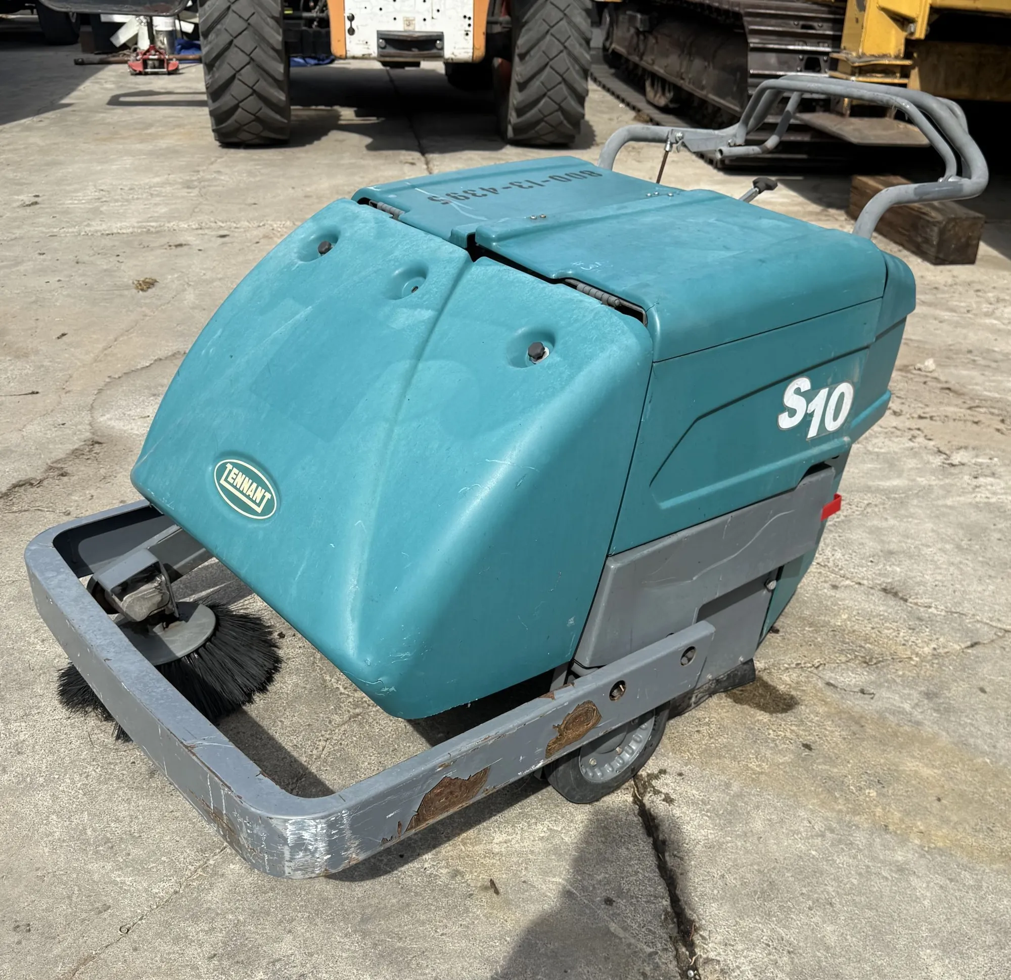 Used TENNANT S10 Sweepers California US | Heavy Wall Consulting #1412126