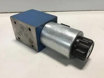 USED REXROTH 3WE10A33/CG24N9K4