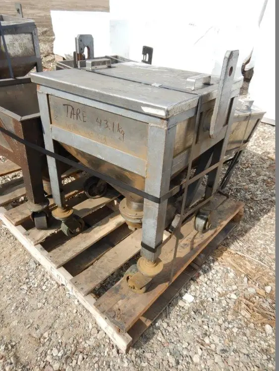 Used _UNKNOWN_ 5 CU. FT. Bins New Jersey US | Perry Equipment #118143
