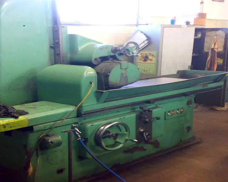 Used 1963 JOTES SPH 30 Cylindrical Grinders Including Plain & Angle Head CZ | Amaron s.r.o. #1064580