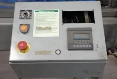 USED 2004 APPLETON A301