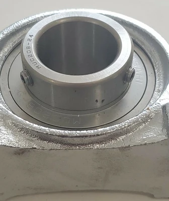 NEW AMI MUCP208-24NPFSG2