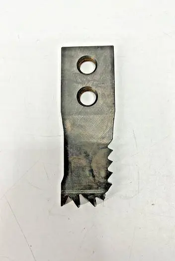 MAKA Mortising Chisel ~  1 1/4" x 3/8" ~ Cutting Head (1031)