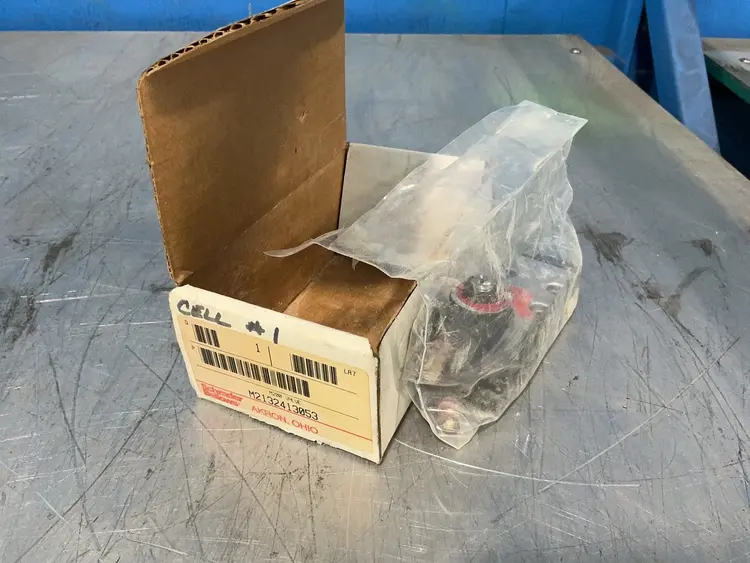 New | in-Stock SCHRADER BELLOWS M2132413053 Pumps Ohio US | HGR 24 #1404723