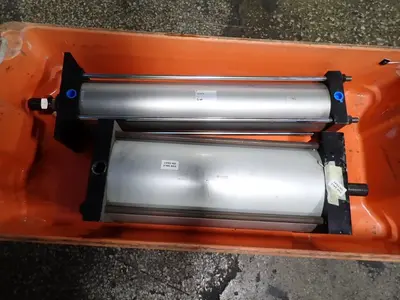 Cylinder