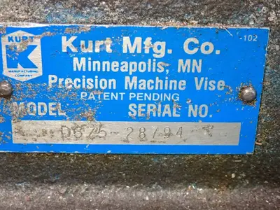 Kurt 6" Vise