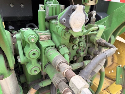 USED JOHN DEERE L06330H659679