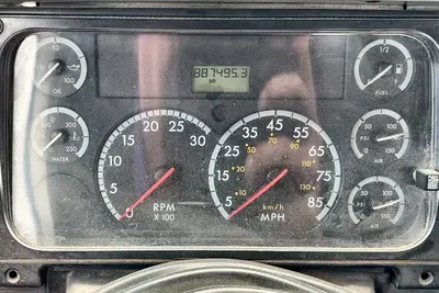 Used 2005 FREIGHTLINER COLUMBIA Conventional trucks Texas US | Proxy Equipment #1385419