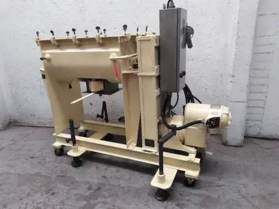3 Cubic Foot Double ribbon blender