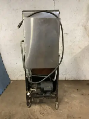 152-0815 BKI LGF-F Natural Gas Pressure Fryer with Filter System