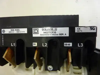 USED SQUARE D 9422TCF33