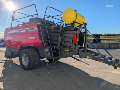Used 2018 MASSEY FERGUSON 2250 Square Balers Pennsylvania US | Zimmerman Farm Service #1566151
