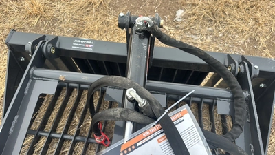 Mini Skid Steer Rock Grapple	Landhonor	2025	Unused	MRB-72-44W