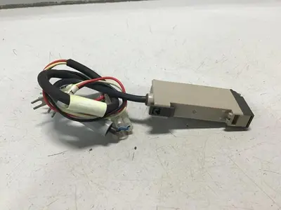 USED OMRON E3X-NH11