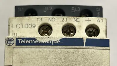 USED TELEMECANIQUE LC1D09