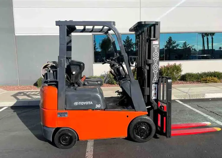 Used 2001 TOYOTA 7FGCU15 Misc Forklifts Colorado US | Discount Forklift #236218