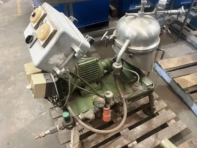 Westfalia SA 1-02-175 pilot plant separator, 316SS.