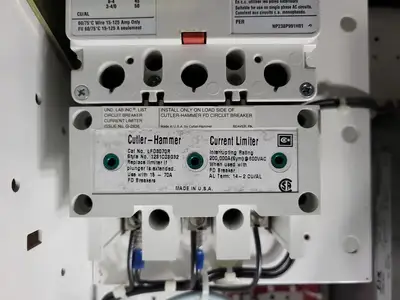 Used EATON SVX025A1-5A4N1 Switchgears British Columbia CA | Lenmark #240174