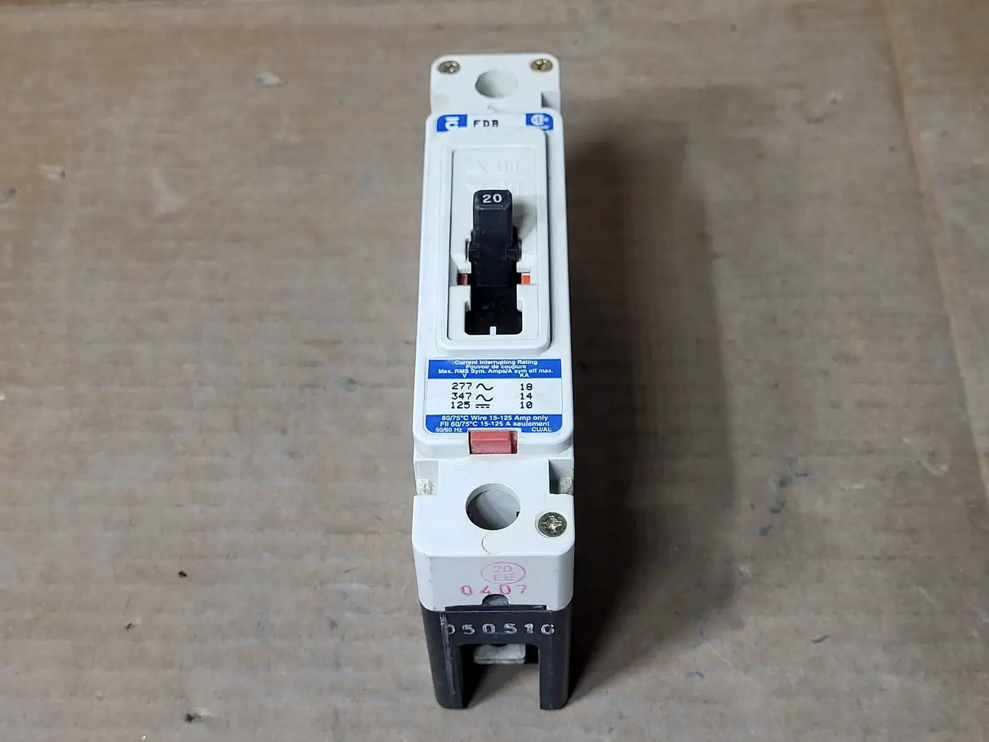 Used CUTLER-HAMMER FDB1020 Switchgears British Columbia CA | Lenmark #1438367