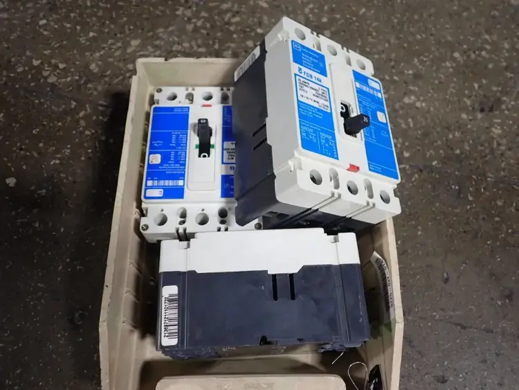 Used CUTLERHAMMER FDB 14K Circuit Breakers | HGR 24 #732077